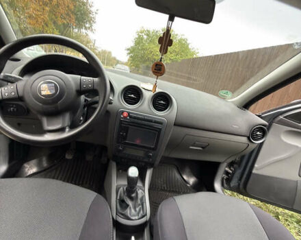 Серый Сеат Ибица, объемом двигателя 1.39 л и пробегом 170 тыс. км за 5000 $, фото 6 на Automoto.ua