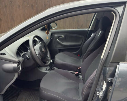 Серый Сеат Ибица, объемом двигателя 1.39 л и пробегом 170 тыс. км за 5000 $, фото 5 на Automoto.ua