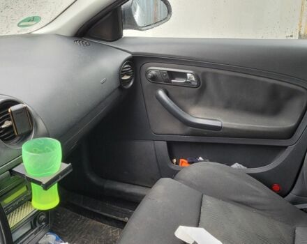 Серый Сеат Ибица, объемом двигателя 2 л и пробегом 174 тыс. км за 3200 $, фото 5 на Automoto.ua