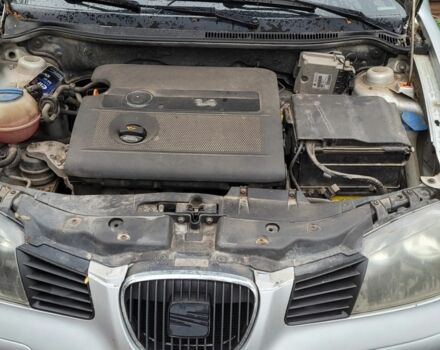 Серый Сеат Ибица, объемом двигателя 2 л и пробегом 174 тыс. км за 3200 $, фото 7 на Automoto.ua