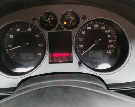 Сірий Сеат Ibiza, об'ємом двигуна 1.4 л та пробігом 220 тис. км за 5790 $, фото 4 на Automoto.ua