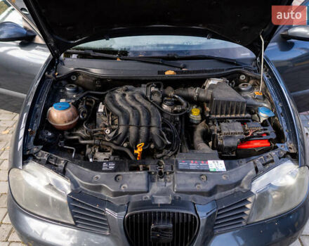 Серый Сеат Ибица, объемом двигателя 2 л и пробегом 258 тыс. км за 4600 $, фото 17 на Automoto.ua