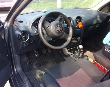 Сірий Сеат Ibiza, об'ємом двигуна 1.94 л та пробігом 290 тис. км за 3800 $, фото 2 на Automoto.ua