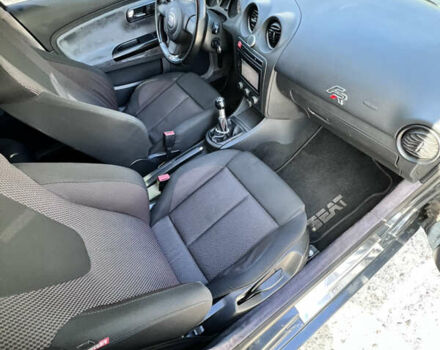Серый Сеат Ибица, объемом двигателя 2 л и пробегом 261 тыс. км за 4200 $, фото 15 на Automoto.ua