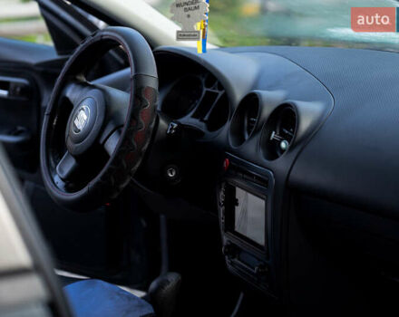 Серый Сеат Ибица, объемом двигателя 2 л и пробегом 258 тыс. км за 4600 $, фото 5 на Automoto.ua