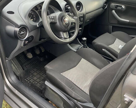 Сірий Сеат Ibiza, об'ємом двигуна 1.39 л та пробігом 192 тис. км за 4250 $, фото 12 на Automoto.ua