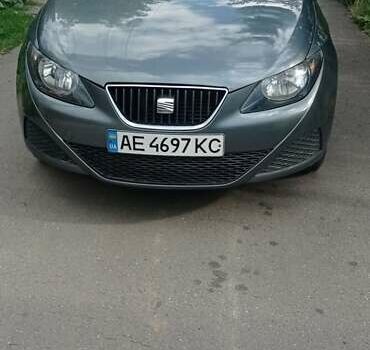 Серый Сеат Ибица, объемом двигателя 1.2 л и пробегом 212 тыс. км за 5000 $, фото 1 на Automoto.ua