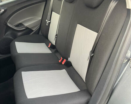 Сірий Сеат Ibiza, об'ємом двигуна 1.6 л та пробігом 177 тис. км за 9499 $, фото 23 на Automoto.ua