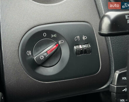 Серый Сеат Ибица, объемом двигателя 1.2 л и пробегом 142 тыс. км за 7700 $, фото 29 на Automoto.ua