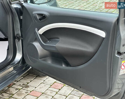 Серый Сеат Ибица, объемом двигателя 1.4 л и пробегом 197 тыс. км за 9999 $, фото 53 на Automoto.ua