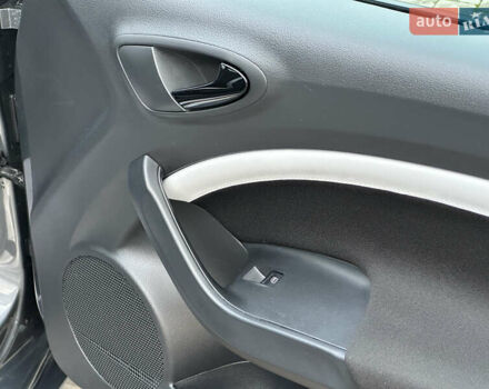 Серый Сеат Ибица, объемом двигателя 1.4 л и пробегом 197 тыс. км за 9999 $, фото 54 на Automoto.ua