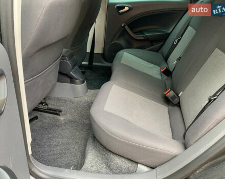 Сеат Ибица 2010 в Измаиле на Automoto.ua Серый Сеат Ибица, объемом двигателя 1.2 л и пробегом 241 тыс. км за 5000 $, фото 32 на Automoto.ua