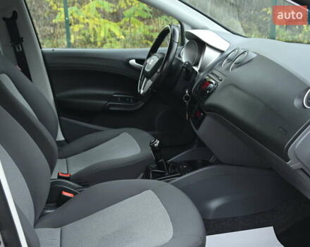 Серый Сеат Ибица, объемом двигателя 1.6 л и пробегом 176 тыс. км за 6999 $, фото 37 на Automoto.ua