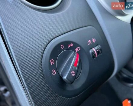 Сірий Сеат Ibiza, об'ємом двигуна 1.2 л та пробігом 210 тис. км за 6180 $, фото 19 на Automoto.ua