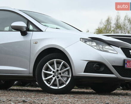 Серый Сеат Ибица, объемом двигателя 1.6 л и пробегом 176 тыс. км за 6999 $, фото 3 на Automoto.ua