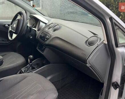 Сірий Сеат Ibiza, об'ємом двигуна 1.2 л та пробігом 286 тис. км за 4500 $, фото 2 на Automoto.ua