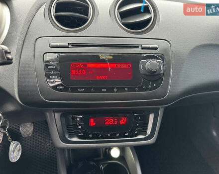 Сірий Сеат Ibiza, об'ємом двигуна 1.2 л та пробігом 227 тис. км за 5800 $, фото 26 на Automoto.ua