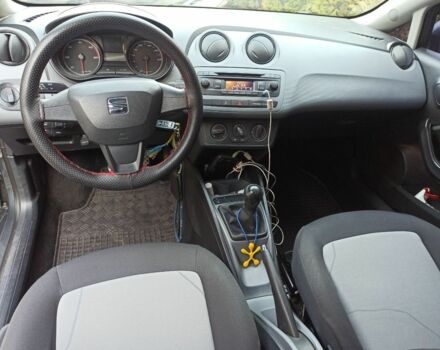 Сеат Ибица 2015 в Одессе на Automoto.ua Серый Сеат Ибица, объемом двигателя 1.6 л и пробегом 152 тыс. км за 8000 $, фото 4 на Automoto.ua