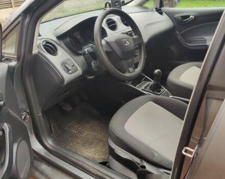 Серый Сеат Ибица, объемом двигателя 1.6 л и пробегом 147 тыс. км за 8150 $, фото 4 на Automoto.ua