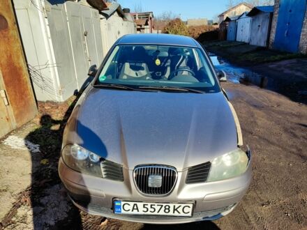 Серый Сеат Ибица, объемом двигателя 1.4 л и пробегом 210 тыс. км за 2000 $, фото 1 на Automoto.ua