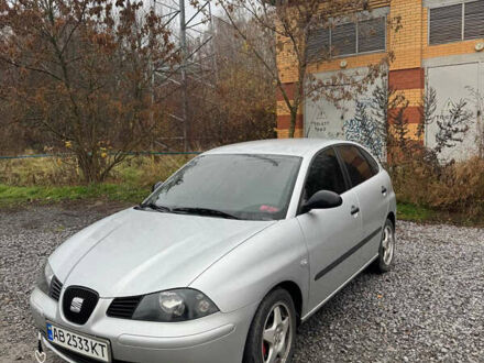 Серый Сеат Ибица, объемом двигателя 1.39 л и пробегом 300 тыс. км за 3100 $, фото 1 на Automoto.ua