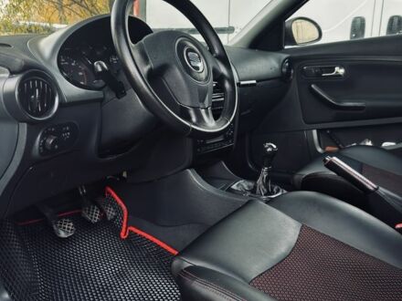 Серый Сеат Ибица, объемом двигателя 1.9 л и пробегом 318 тыс. км за 4600 $, фото 1 на Automoto.ua