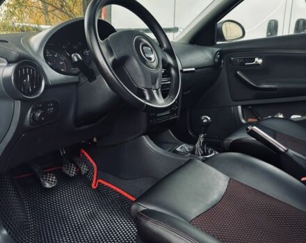 Серый Сеат Ибица, объемом двигателя 1.9 л и пробегом 318 тыс. км за 4600 $, фото 1 на Automoto.ua