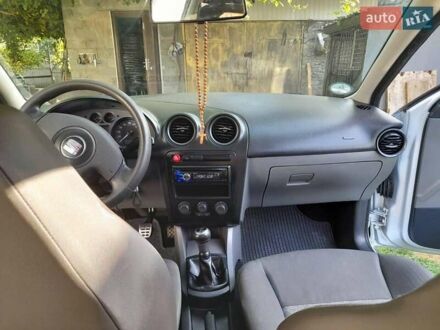 Сірий Сеат Ibiza, об'ємом двигуна 1.2 л та пробігом 130 тис. км за 4200 $, фото 1 на Automoto.ua