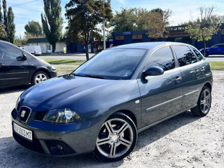 Серый Сеат Ибица, объемом двигателя 2 л и пробегом 261 тыс. км за 4200 $, фото 1 на Automoto.ua