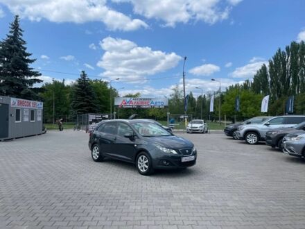 Сеат Ибица 2011 в Кривом Роге на Automoto.ua Серый Сеат Ибица, объемом двигателя 1.2 л и пробегом 266 тыс. км за 4700 $, фото 1 на Automoto.ua