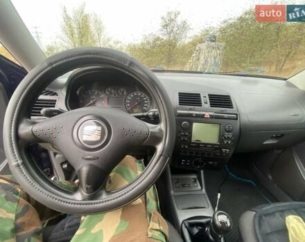 Синий Сеат Ибица, объемом двигателя 1.4 л и пробегом 242 тыс. км за 2990 $, фото 2 на Automoto.ua