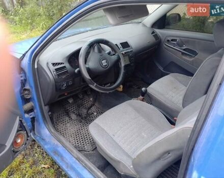 Синій Сеат Ibiza, об'ємом двигуна 0 л та пробігом 239 тис. км за 1050 $, фото 5 на Automoto.ua