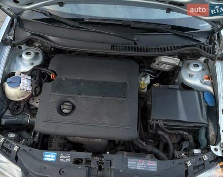 Сеат Ibiza 2004 у Києві на Automoto.ua Синій Сеат Ibiza, об'ємом двигуна 1.4 л та пробігом 187 тис. км за 4500 $, фото 10 на Automoto.ua