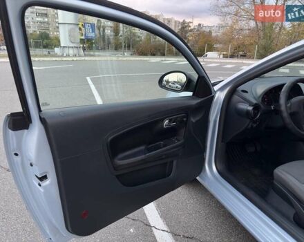 Сеат Ibiza 2004 у Києві на Automoto.ua Синій Сеат Ibiza, об'ємом двигуна 1.4 л та пробігом 187 тис. км за 4500 $, фото 21 на Automoto.ua