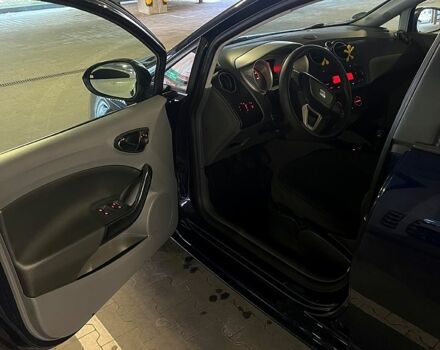 Синій Сеат Ibiza, об'ємом двигуна 1.4 л та пробігом 169 тис. км за 6000 $, фото 10 на Automoto.ua