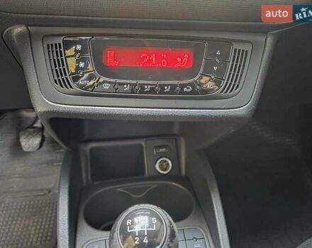 Синій Сеат Ibiza, об'ємом двигуна 1.2 л та пробігом 219 тис. км за 6100 $, фото 27 на Automoto.ua