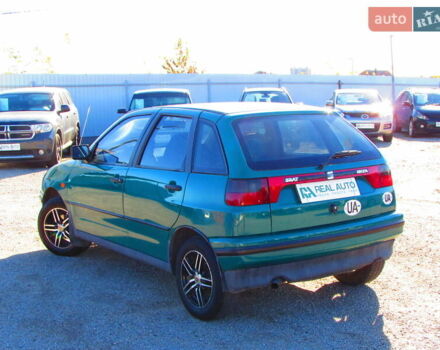 Зеленый Сеат Ибица, объемом двигателя 1.27 л и пробегом 233 тыс. км за 2400 $, фото 2 на Automoto.ua