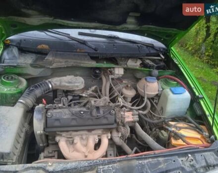 Сеат Ибица 1994 в Черновцах на Automoto.ua Зеленый Сеат Ибица, объемом двигателя 1.6 л и пробегом 327 тыс. км за 2750 $, фото 5 на Automoto.ua