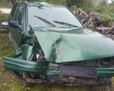 Зеленый Сеат Ибица, объемом двигателя 0 л и пробегом 150 тыс. км за 24 $, фото 1 на Automoto.ua