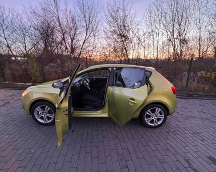 Зеленый Сеат Ибица, объемом двигателя 1.4 л и пробегом 247 тыс. км за 4800 $, фото 4 на Automoto.ua