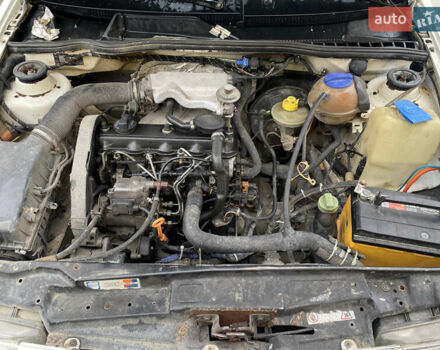 Белый Сеат Инка, объемом двигателя 1.9 л и пробегом 200 тыс. км за 1800 $, фото 7 на Automoto.ua