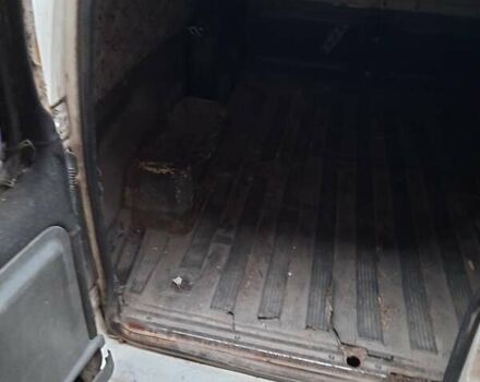 Белый Сеат Инка, объемом двигателя 1.9 л и пробегом 333 тыс. км за 999 $, фото 1 на Automoto.ua