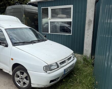 Білий Сеат Inca, об'ємом двигуна 1.4 л та пробігом 270 тис. км за 800 $, фото 5 на Automoto.ua