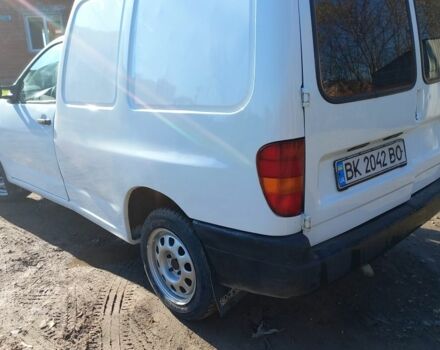 Белый Сеат Инка, объемом двигателя 1.9 л и пробегом 180 тыс. км за 2000 $, фото 3 на Automoto.ua