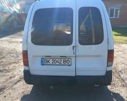 Белый Сеат Инка, объемом двигателя 1.9 л и пробегом 180 тыс. км за 2000 $, фото 4 на Automoto.ua