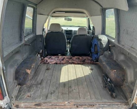 Белый Сеат Инка, объемом двигателя 1.9 л и пробегом 200 тыс. км за 2500 $, фото 4 на Automoto.ua