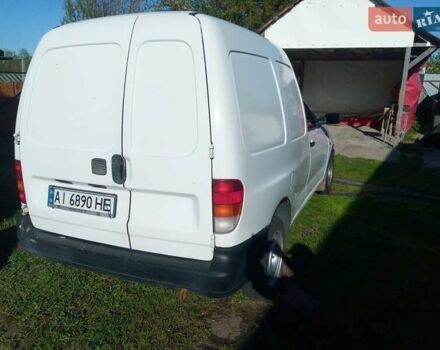 Белый Сеат Инка, объемом двигателя 1.4 л и пробегом 370 тыс. км за 2500 $, фото 2 на Automoto.ua