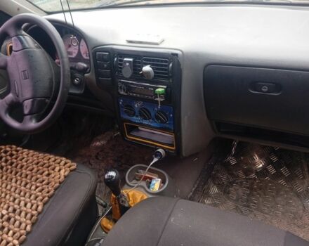 Белый Сеат Инка, объемом двигателя 1.9 л и пробегом 140 тыс. км за 1000 $, фото 1 на Automoto.ua