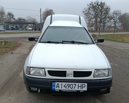 Белый Сеат Инка, объемом двигателя 1.4 л и пробегом 200 тыс. км за 1300 $, фото 4 на Automoto.ua