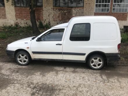 Белый Сеат Инка, объемом двигателя 1.9 л и пробегом 300 тыс. км за 1900 $, фото 1 на Automoto.ua